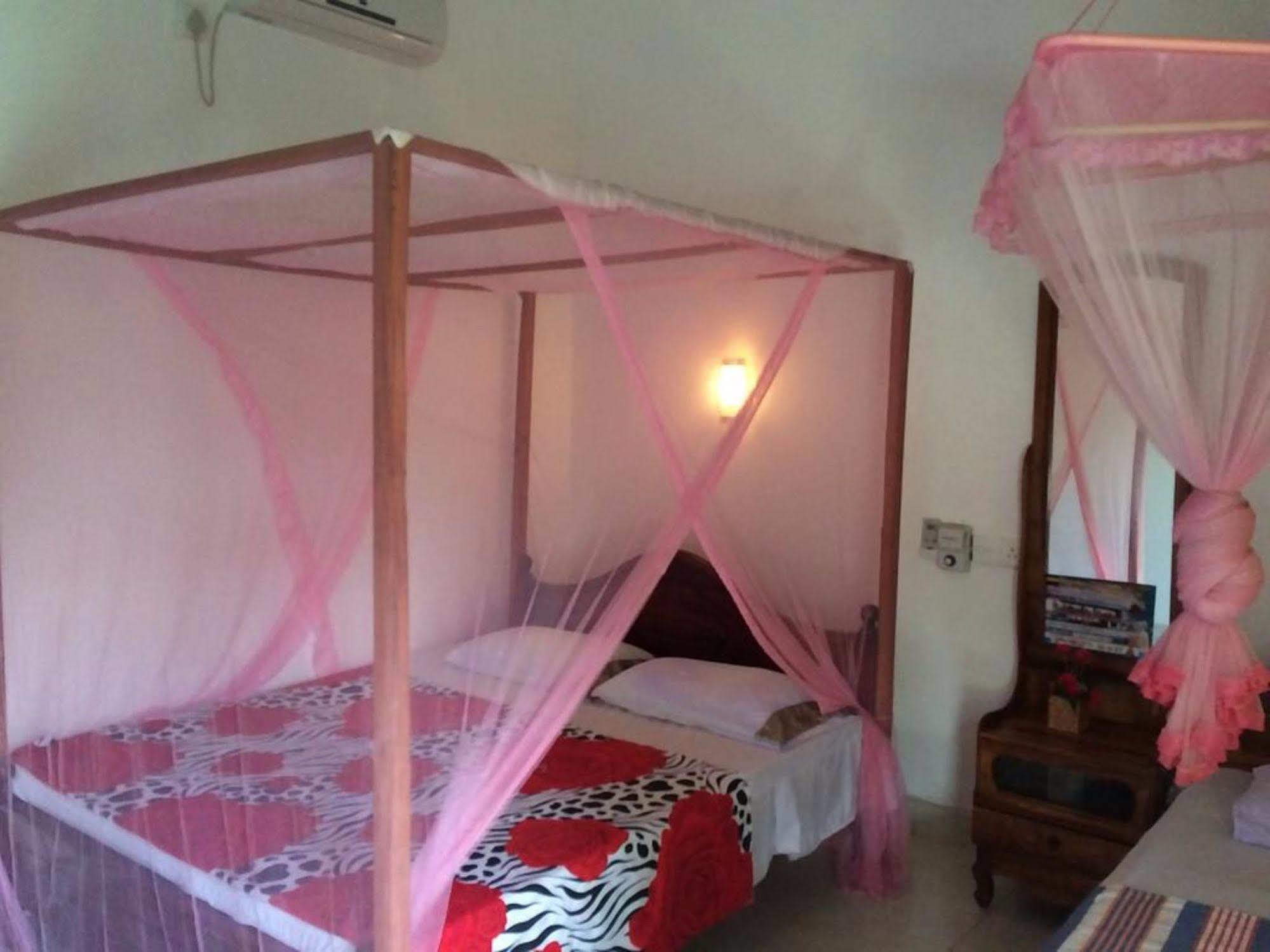 Sun Rest Mirissa Hotel Banduramulla Екстериор снимка